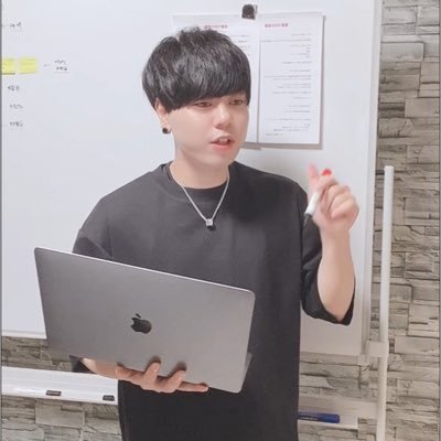 @WEBDesigner_Yu