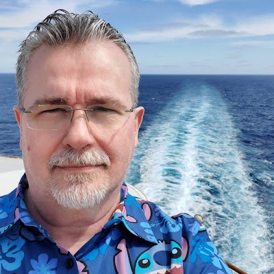 Rosealyns_man's profile picture. 
