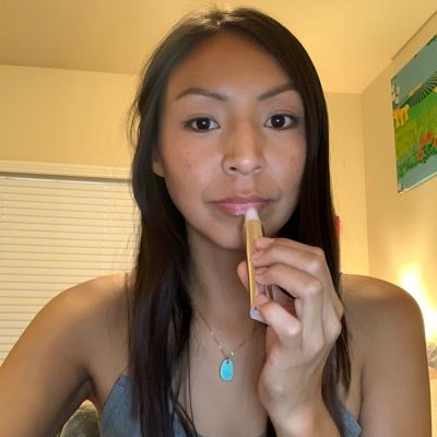 kellyranaway's profile picture. 