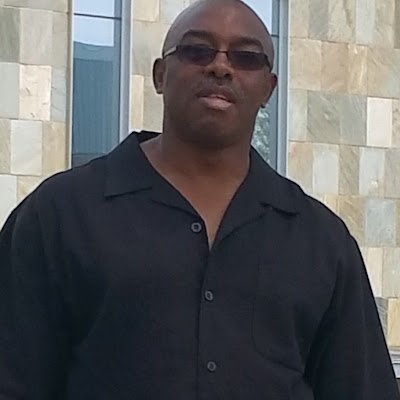 Digital Marketer Extraordinaire Helping brands conquer the digital landscape | SEO, Social Media, PPC 📈 | Content Creator https://t.co/yC93ee2Tpn