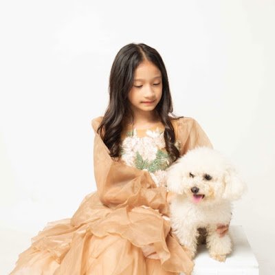 Kat_Lee_07's profile picture. 