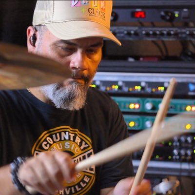 javierapon's profile picture. Educator, Live / Studio Drummer. Founder DRUMLAB Recordings.