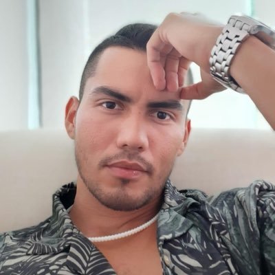 ghalilache012's profile picture.