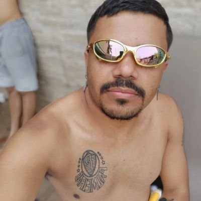 perfil maior 🔞.
versátil,tranquilo e sem frescura. Um dia minha boca pode beijar a sua.
insta: @adrianoapca.