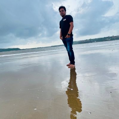 Rajievkumar1's profile picture. मानव को धर्म मार्ग पर चलने के लिए किसी संघ या संगठन की आवश्यकता नहि होती,सत्य का समर्थन करो और असत्य का प्रतिकार करो । 🚩हर हर महादेव 🚩