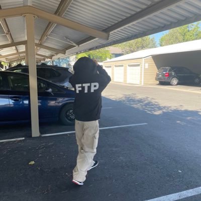 tryna start this clothing brand BCS