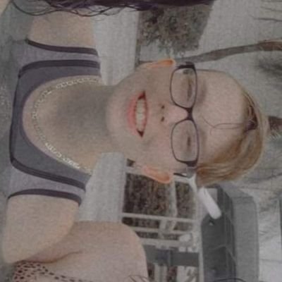 sdearingerr's profile picture. 🇨🇮