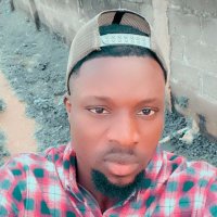 Ademola (@adetom01) 's Twitter Profile