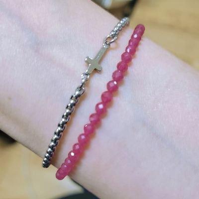 laimi900213's profile picture. ☆찌질하게 뒤에서 남 욕하는 계정☆
로맨스 웹소설작가/33/용인거주/소설(특히 사회파미스테리소설)/출판만화/웹툰/모모꼬인형/구체관절인형/심리학/인문학/랩 좋아함/
존경하는 소설가:기리노 나쓰오,기시 유스케,성소작/ 성별,나이불문 소통 격하게 환영๑ᴖ◡ᴖ๑