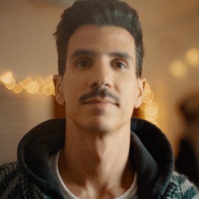 everyesteves's profile picture. Calm like a bomb.
📽 Filmmaker / DP
✊🏾 Resistance @rannamedia_