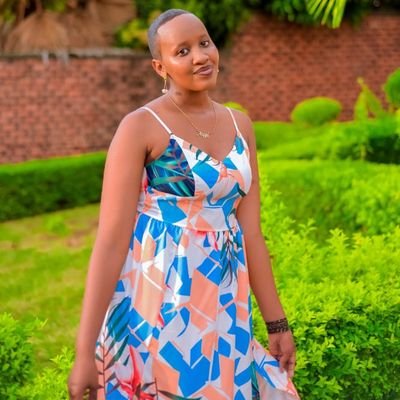 Rucari6's profile picture. child of God. 
always ◡̈⋆ⒽⒶⓅⓅⓎ😊
#august baby
mummies last one😘