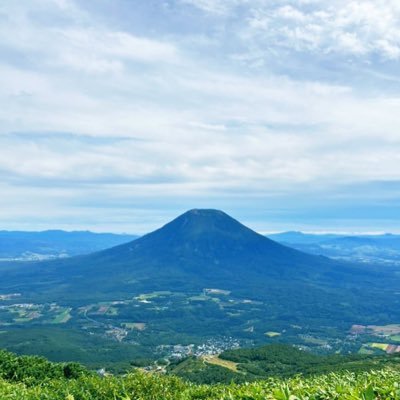 今しかない！と思い立ち親子移住して参りました。ニセコでしか味わえない出会いと体験を。かけがえのない時間を過ごしています🏔