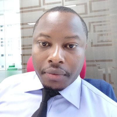Advocate of the High Court#Accountant#Political Scientist