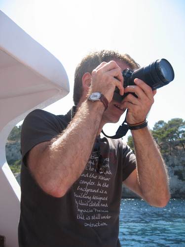 YvanScoys's profile picture. Acteur en littératie médiatique - Journaliste depuis 1990 et, depuis 1999, prof' de Médias pour une Haute Ecole belge - Né en 1967