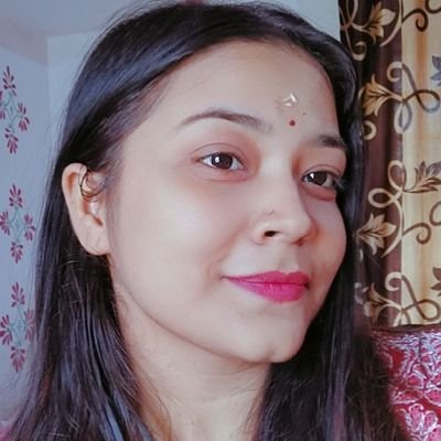 गर्व से हिन्दुस्तानी😎🙏
 ★ कोशिश करेंगे अपने शब्दों से कुछ परिवर्तन ला सकें... क्योंकि कोशिश करने वालों की कभी हार नही होती💪
★part time कवयित्री 🙌