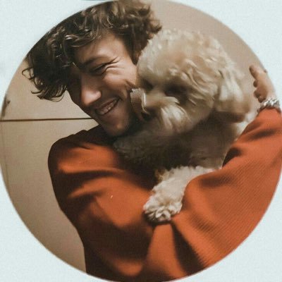 19 // киев 🇺🇦 // enfp, 4w3, leo // арс, зачем ты повел нас гулять в дождь? // fictions should be like that, right? 🎞