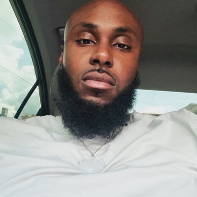 Content Creator 18+  I’m here for a good time not a long time 😈 IG Baldhead_fresh
