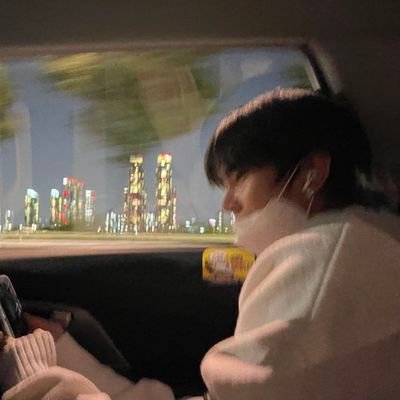 jziya7's profile picture. 