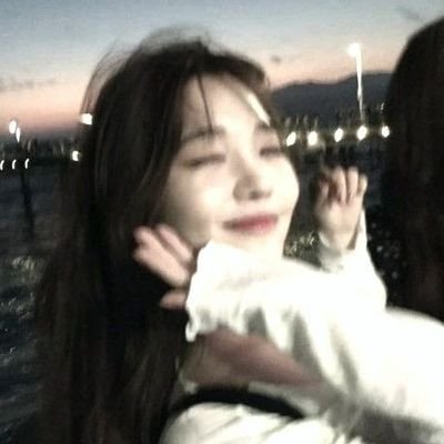 sebenarnya writing acc, tapi nulis pas ada ide doang