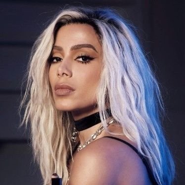 Fã clube da Rainha ANITTA , a Garota do Rio