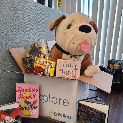 Lindenhurst High School Library Media Center- Library Media Specialists Ms. Kelly and Mrs. Ricotta
