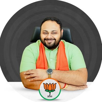 Vice President, Kisan Morcha @BJP4Gandhinagr 𝐍𝐚𝐭𝐢𝐨𝐧 𝐅𝐢𝐫𝐬𝐭🇮🇳 | 𝐏𝐚𝐫𝐭𝐲 𝐍𝐞𝐱𝐭🌷 | 𝐒𝐞𝐥𝐟 𝐋𝐚𝐬𝐭🙍🏻‍♂️