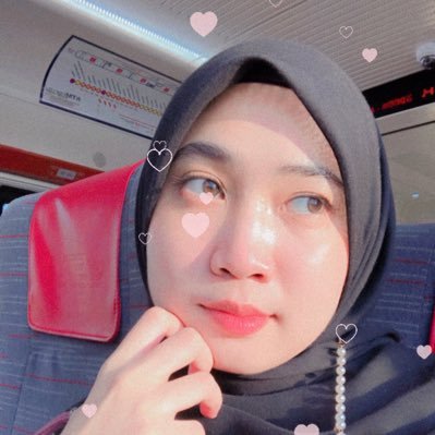 AlissWafaa's profile picture. A girl that trying to be the best version of herself; @nralyss.beauty 🧚🏻‍♀️