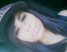 sabe uma menina linda, perfeita, popular e talentosa? Então, não sou eu.