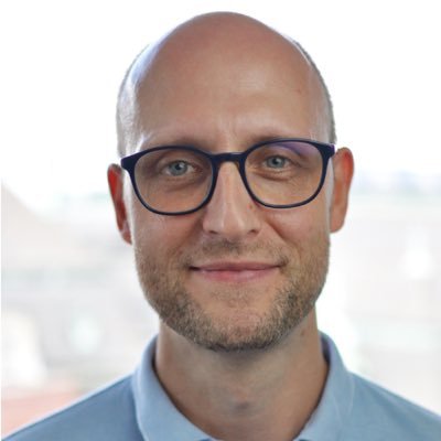 stephandue's profile picture. freeCodeCamp translator, proofreader (English ➡️ German) and editor