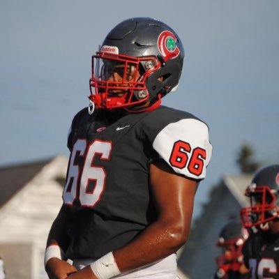 / 24’🎓/ 6’3 250💪🏽 / OL/DL 🏈/ 2022 D2 STATE CHAMPION 🏆@toledoCCHS_FB / 419-572-5156/ semajmichael05@gmail.com