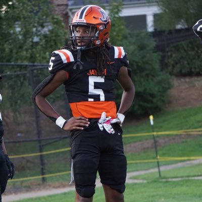 6’0 165lb DB/WR c/o 2025 varsity corner james monroe highschool