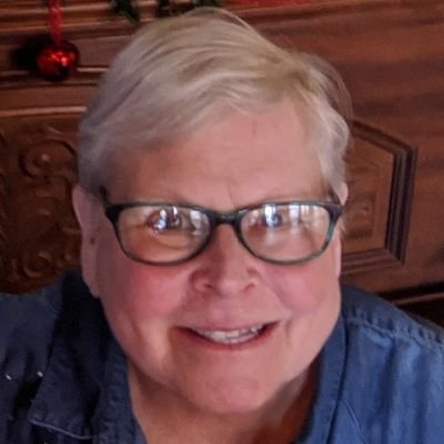 ThuningLynn's profile picture. Retired