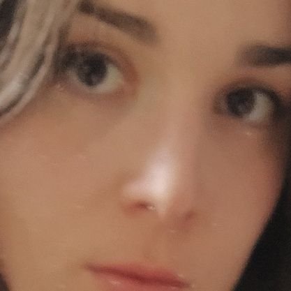 ellymoonade's profile picture. zoooooooom
Marketing Manager @epicgamesfr