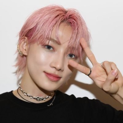 nyusfiles's profile picture. for #뉴 ♡