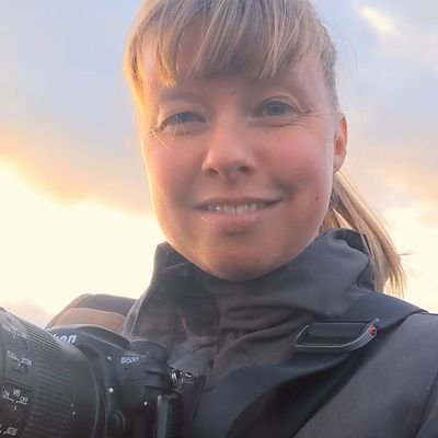 Photographer 📷 nature + live music. Writer🖋wildlife photography, conservation, music, fiction. Digital comms pro. The eagle lounge cannot be found, only felt.