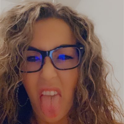 Alisa19689604's profile picture. 