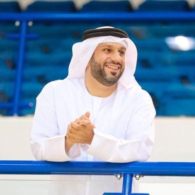 إماراتي، من دار الحي،
مدير إدارة الأسواق في بلدية دبي،
عضو مجلس إدارة نادي النصر للألعاب الرياضية،
مشجع للأزرق التشلساوي