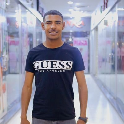 اخبروووا الرياح تاتي كما شأت فما عادت سفننا تشتهي شئ