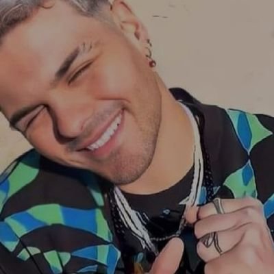 •|Mɪ ᴠɪᴅᴀ ᴇsᴛᴀʙᴀ ᴇɴ ᴜɴ ᴠᴀᴄɪ́ᴏ ʜᴀsᴛᴀ Qᴜᴇ ᴛᴜ́ ʟʟᴇɢᴀsᴛᴇ.|•✨💛 @abrahammateo