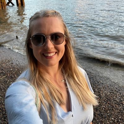 robyn_mac_'s profile picture. Communications & PR / Crafts / Running 🏃🏼‍♀️