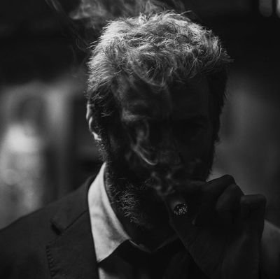 ikhwando's profile picture. I hv lost faith in humanity