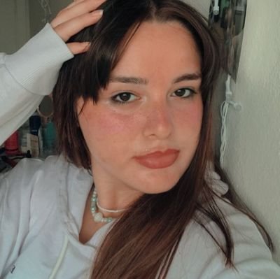 sevvalbaykul's profile picture. buyur canim