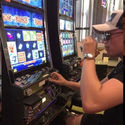 Oengdahl1's profile picture. 