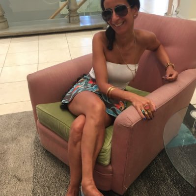 A unique individual and a business and fashion grad from years' ago, who's just starting to enjoy Twitter