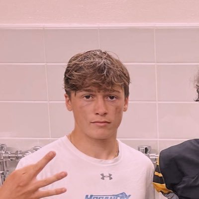 jdrentz1's profile picture. RLHS ‘24 // Football #20 // WR and SS // Lacrosse #4