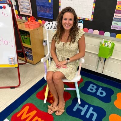 Kindergarten Teacher @ Sycamore Drive ECLC 🍎✏️📚📓🖍 • Instagram: MissMarino7