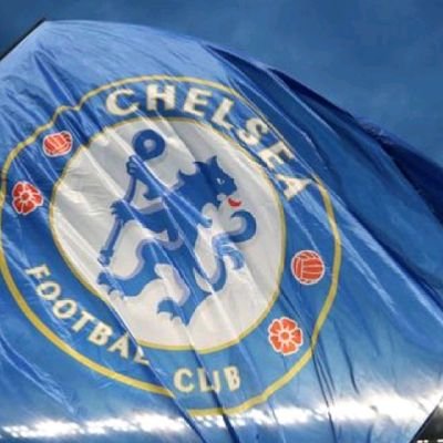 Unapologetic Muslim.
Football (Chelsea fc) addict. 
ABUsite. 
Bookworm.