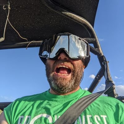 Illinois farmer. I'm just here for the free entertainment.