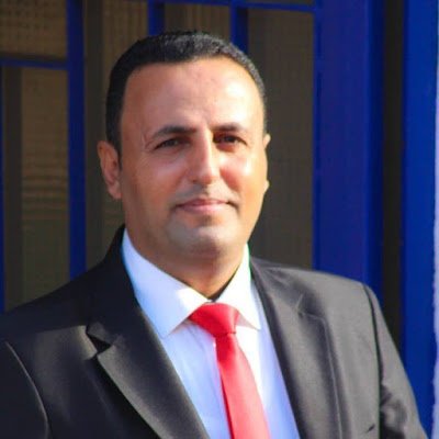 استاذ الترجمة والادب الفرنسي المشارك جامعة ذمار،
أكاديمي ومترجم