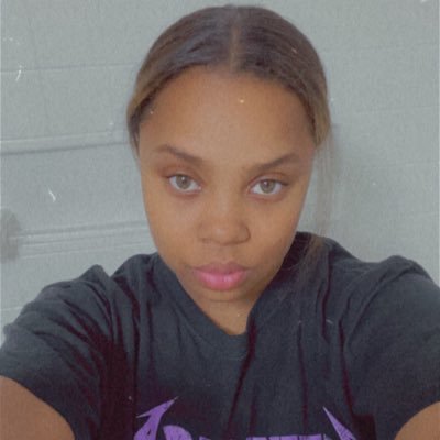 thereal__chichi's profile picture. LLK💜🖤  868🇹🇹